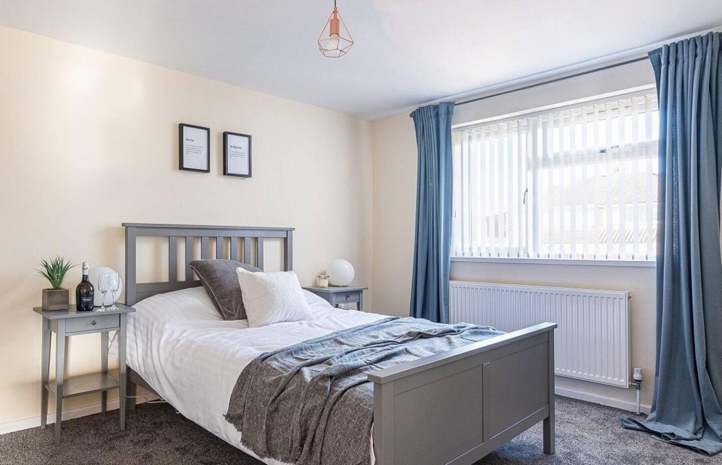 Dudley-Hospital-3Bed-Parking-Long Stay-Contractor Brierley Hill Eksteriør bilde
