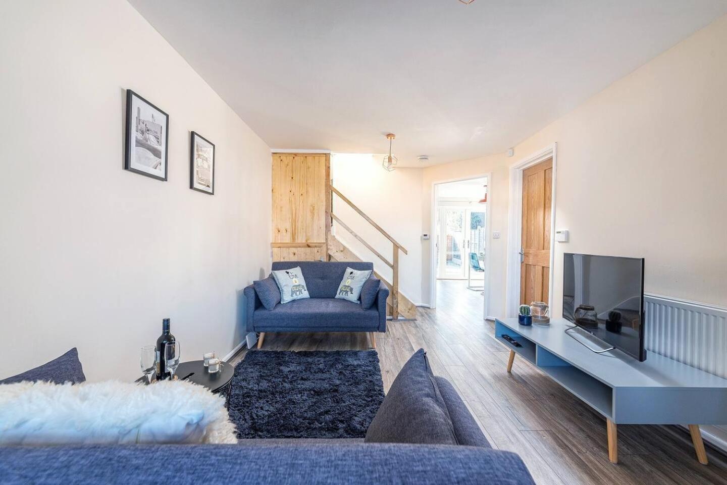 Dudley-Hospital-3Bed-Parking-Long Stay-Contractor Brierley Hill Eksteriør bilde